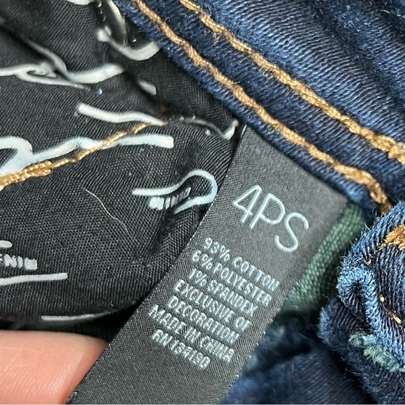 INC DENIM. Skinny leg. Regular fit. Size 4 petite. Jean/jegging. - Picture 4 of 7